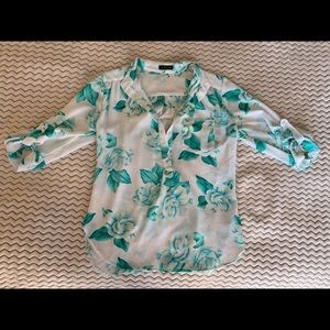 White Collared Shirt w Aquamarine Flowers Small